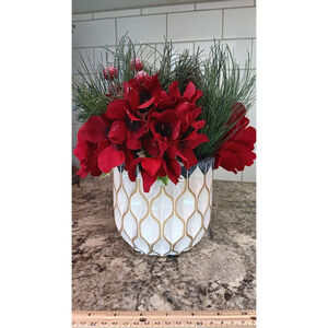 Holiday Floral Decor Centerpiece Flowers Table Christmas Arrangement See Photos